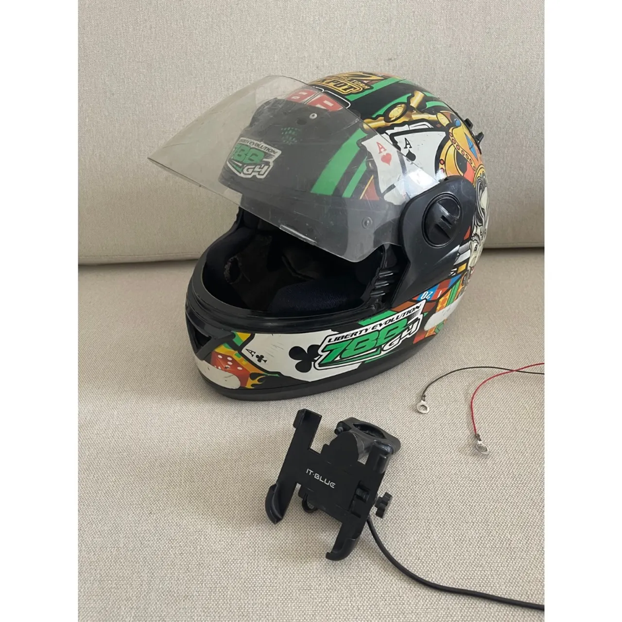Capacete Liberty Evolution + Suporte Celular