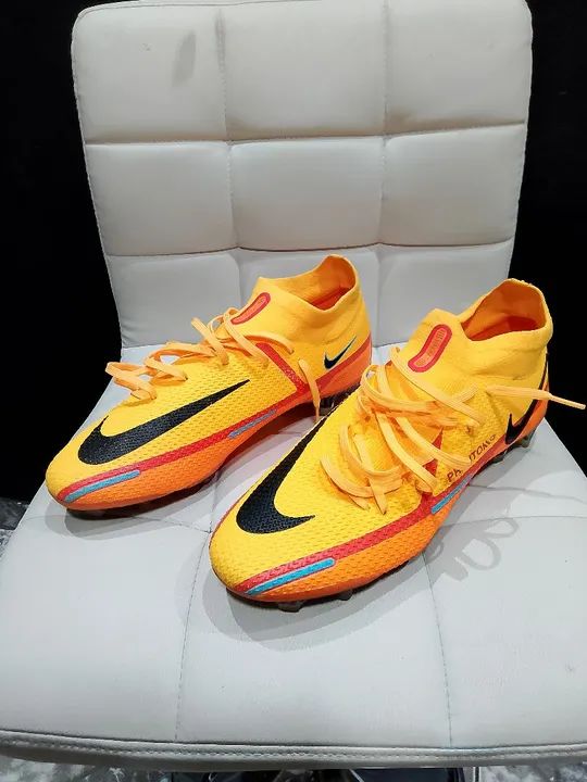 Chuteiras Nike Phantom GT - Tamanho 42 - 