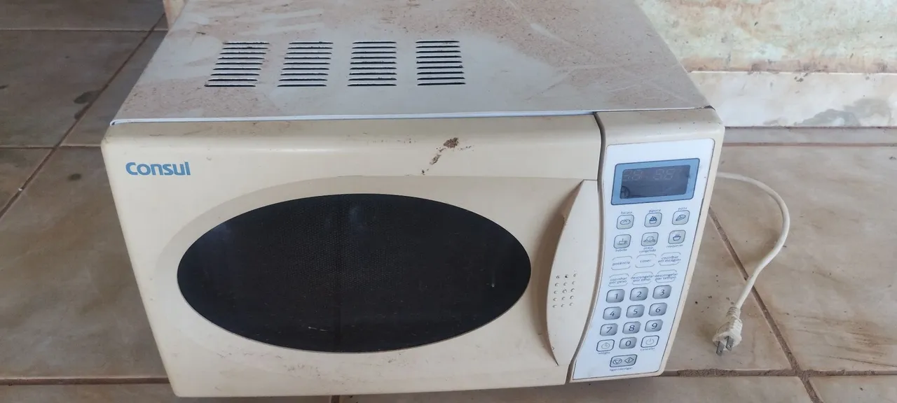 Micro-ondas retida de peças