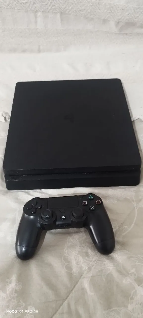 PS4 Slim 500gb pouco uso impecável