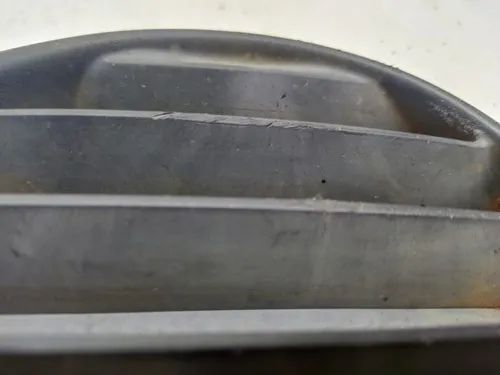 Grade Farol Milha Dianteira Direita Renault Megane 2002 - Foto 3