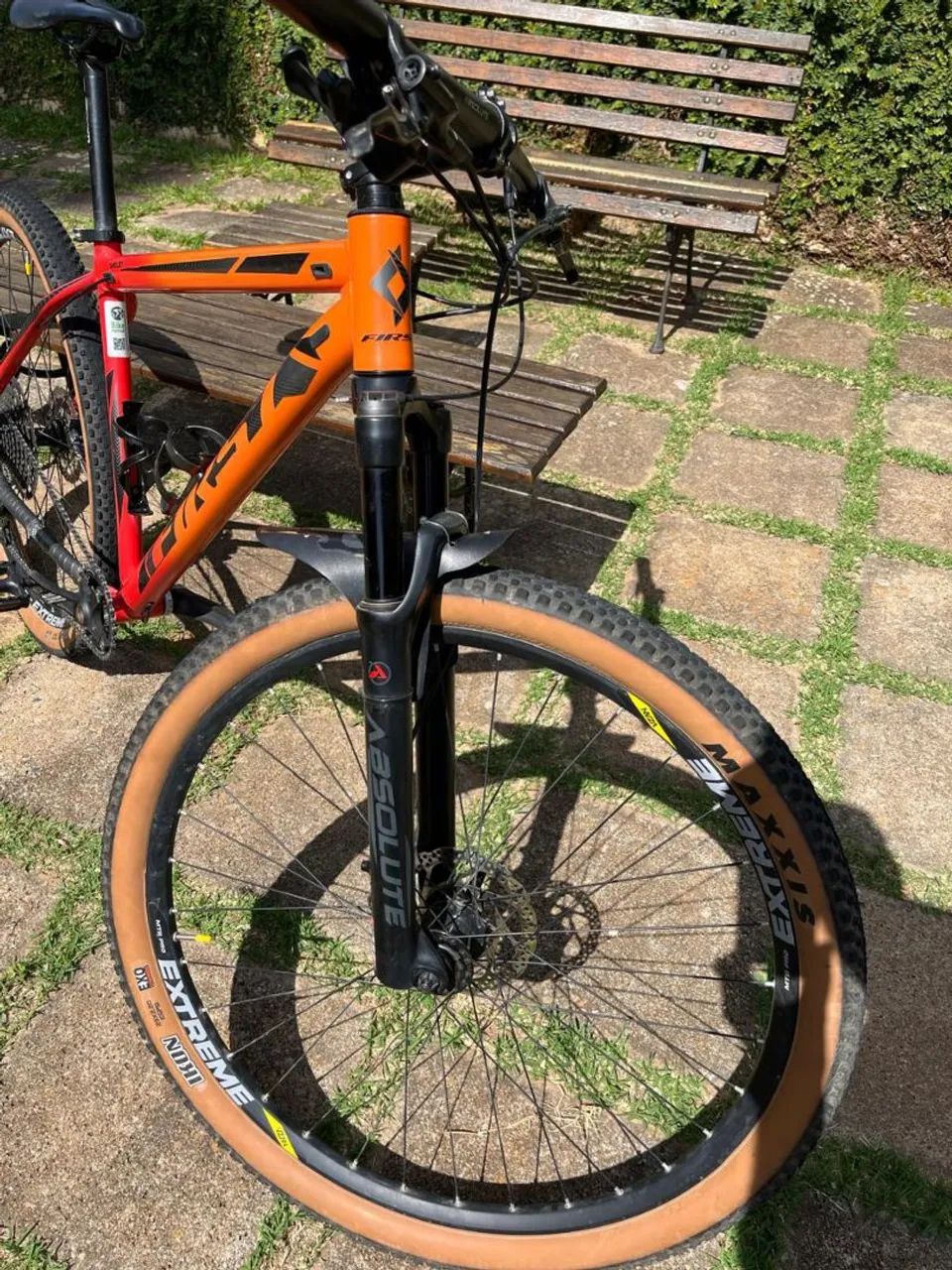 Bicicleta First Shelby, modelo 2022, tamanho L, Aro 29 - Foto 2