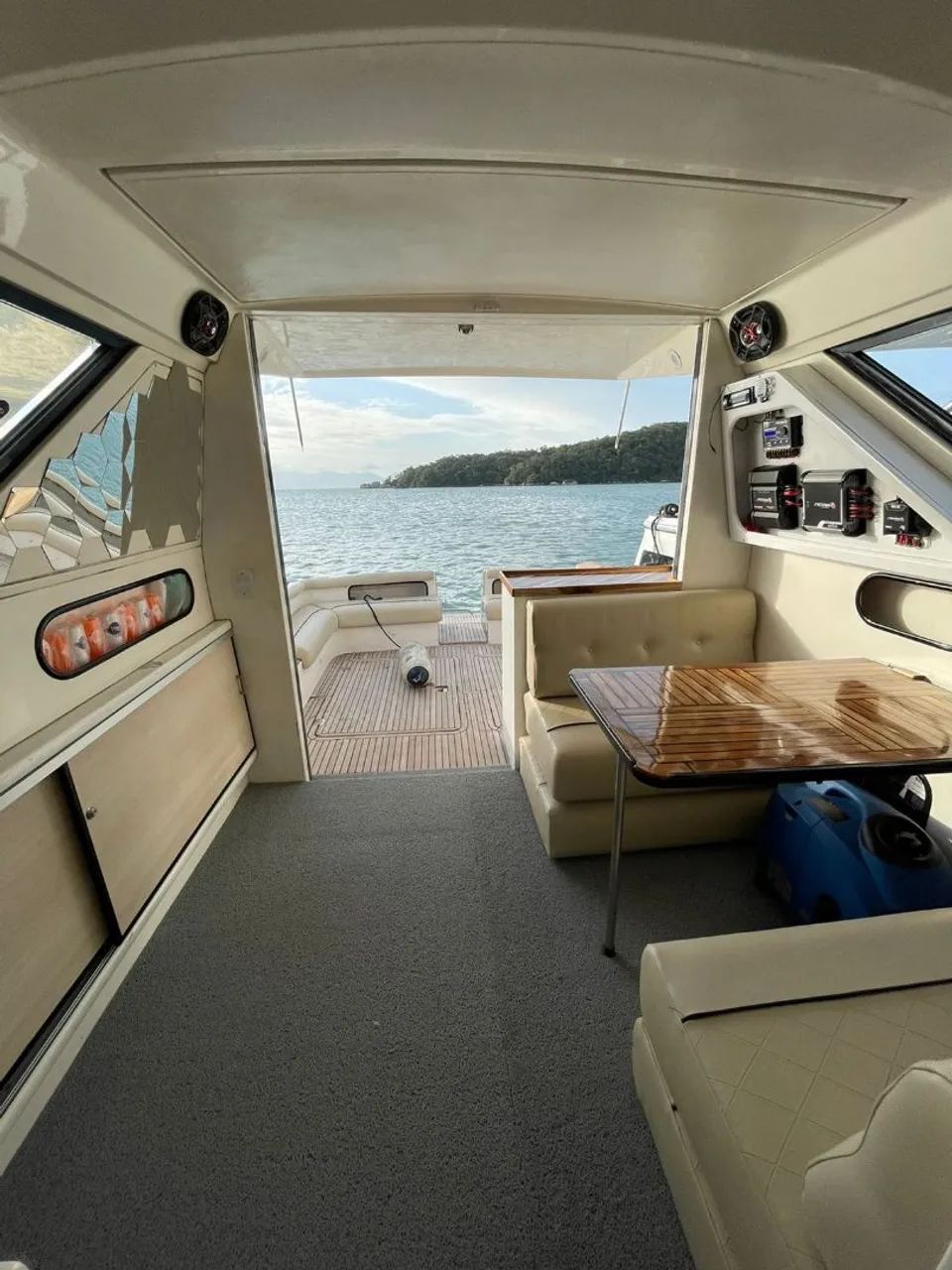 Lancha Oceânic 36 Pés 2X Mercedez Diesel - Foto 7