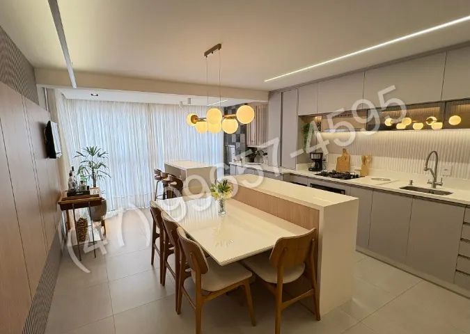 Apartamento mobiliado com dois quartos no bairro Anita Garibaldi