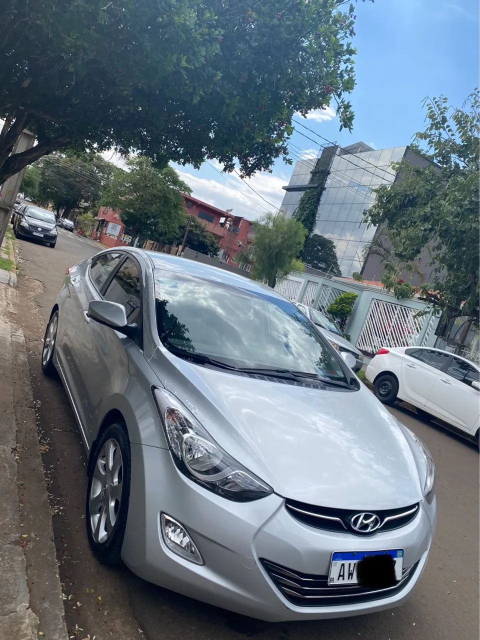 Elantra - Foto 3