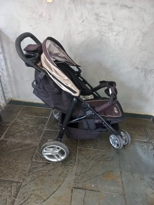 Carrinho de bebê usado em ótimo estado - Foto 5