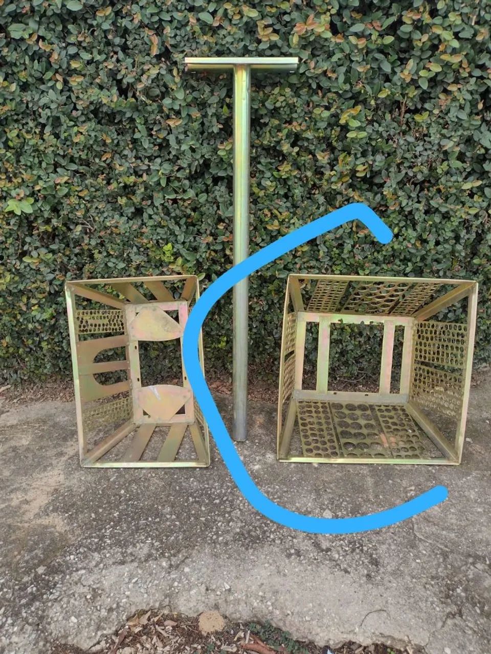 Lixeira de metal para área externa - Foto 4