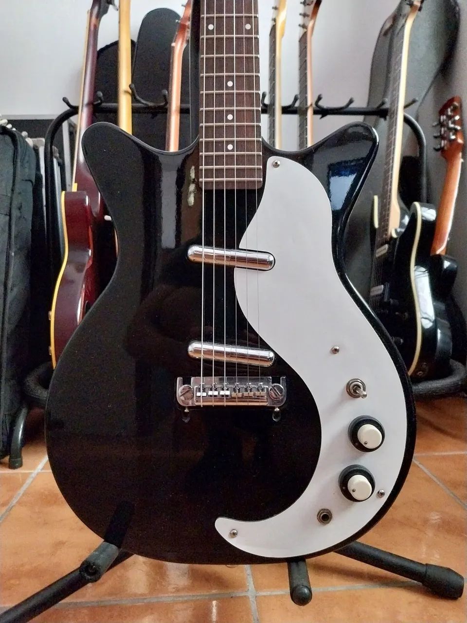 Guitarra Danelectro DC59 NOS Reissue Jimmy Page model Black Piano Made in Korea - Foto 2