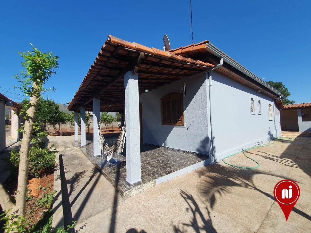 Casa com 3 dormitórios à venda, 260 m² por R$ 650.000,00 - Bom Jardim - Mário Campos/MG
