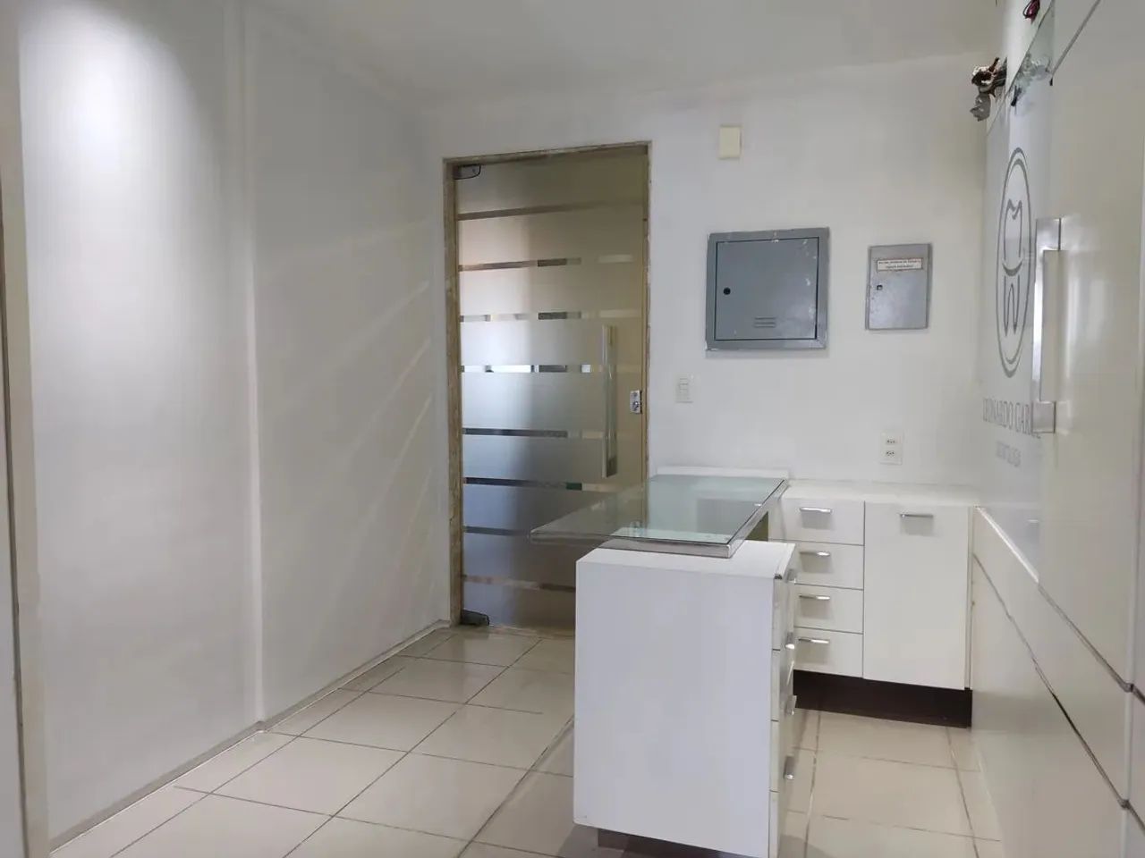 MEIRELES - SALA - AV. DOM LUIS Nº 1233 SL 1608HARMONY MEDICAL CENTER, Aprox. 50m², Recepçã - Foto 4