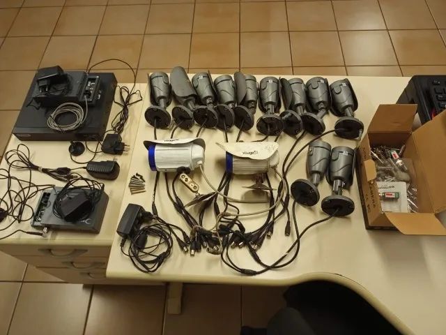 Camera de monitoramento - LEIA A DESCRIÇÃO