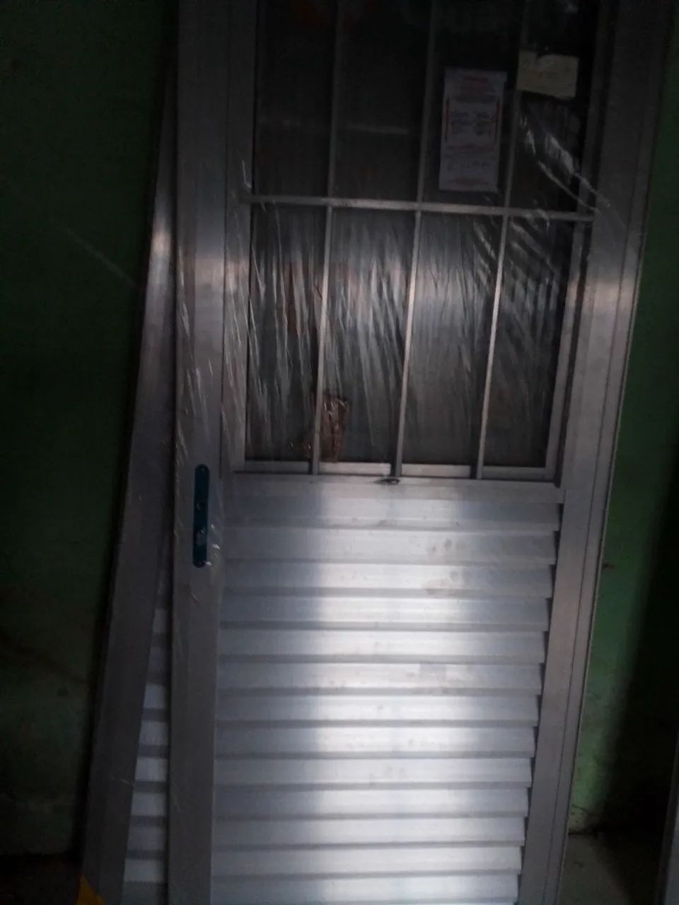 Vendo portas de alumínio postygo 1