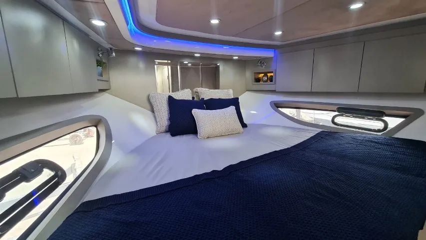 Lancha NHD 37 pés (355 nomenclatura internacional) All Space parelha popa Mercury 300hp 4T - Foto 8