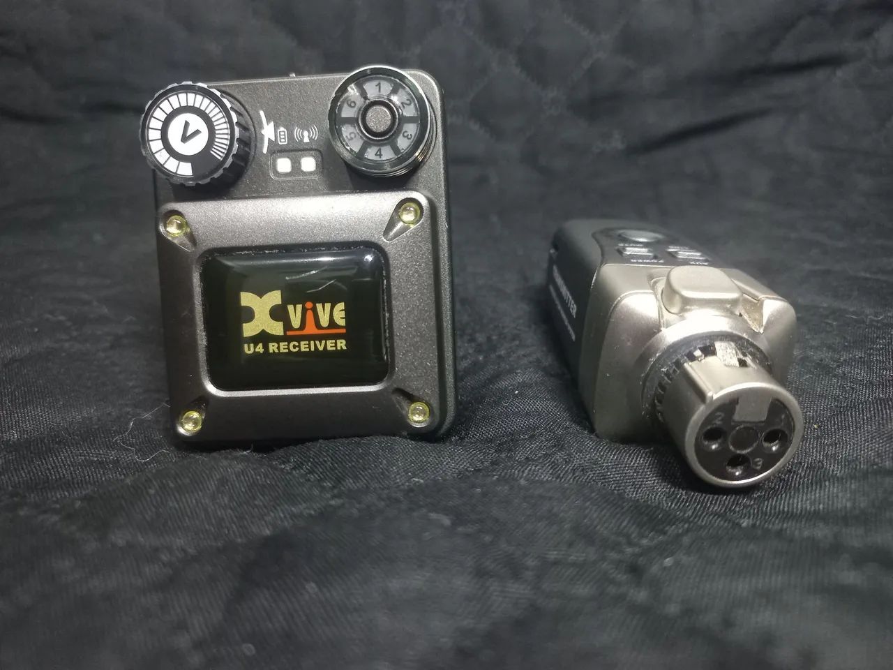 Sistema de Monitor Intra-Auricular Sem Fio XVive U4 + fone de ouvido kz-As16 pro - Foto 3