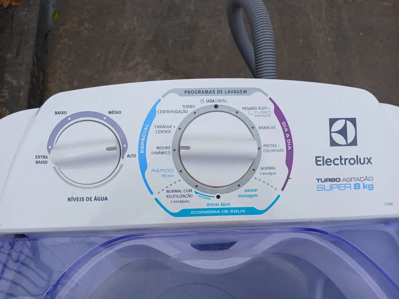 Máquina de Lavar Roupa Electrolux Turbo Agitação 8kg