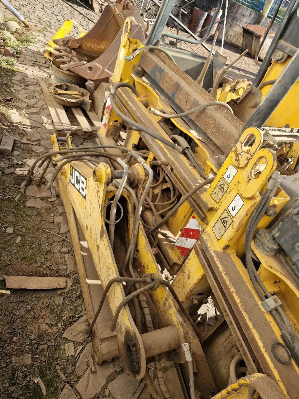 MINI CARREGADEIRA JCB 1CX PARA RETIRADA DE PEÇAS  - Foto 2