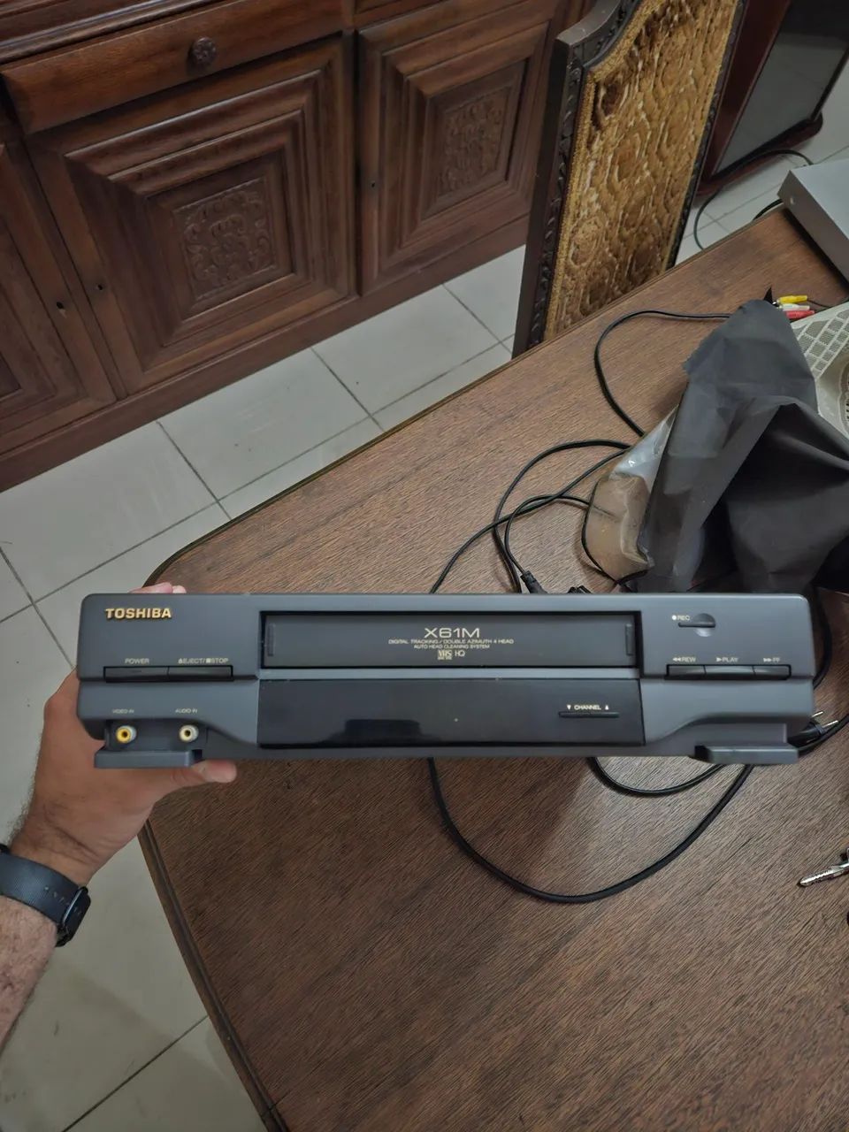 Vídeo cassete toshiba X61M