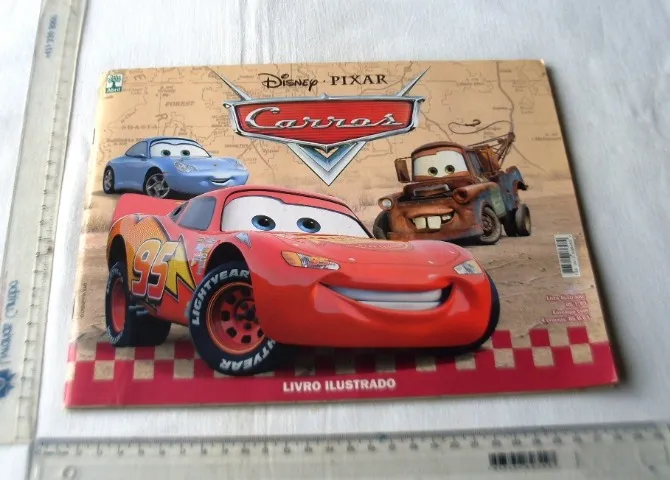 Colecionável - Álbum Figurinhas Carros - Disney Pixar - 2006 - Completo