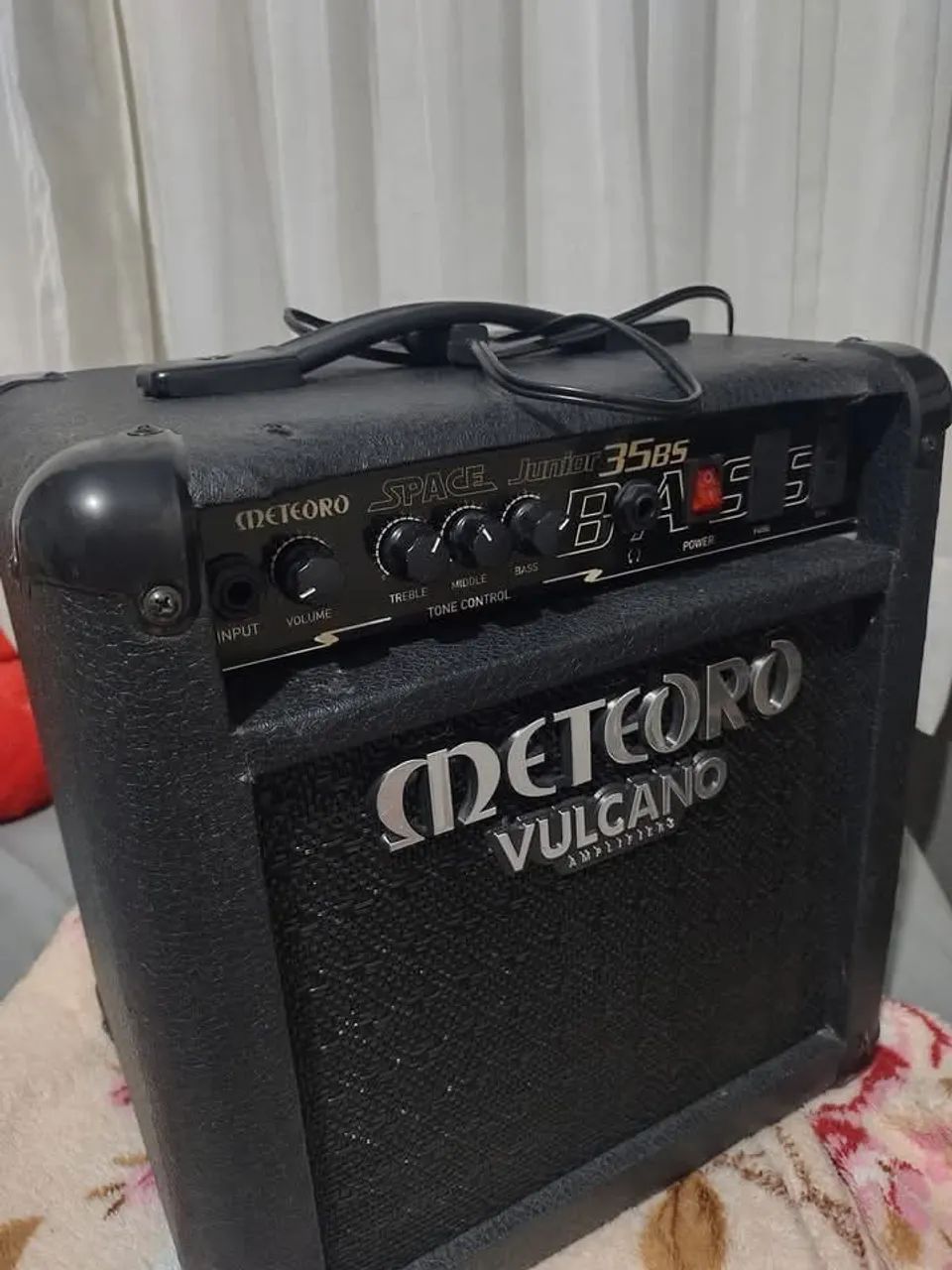 Amplificador de Baixo Meteoro Vulcano 