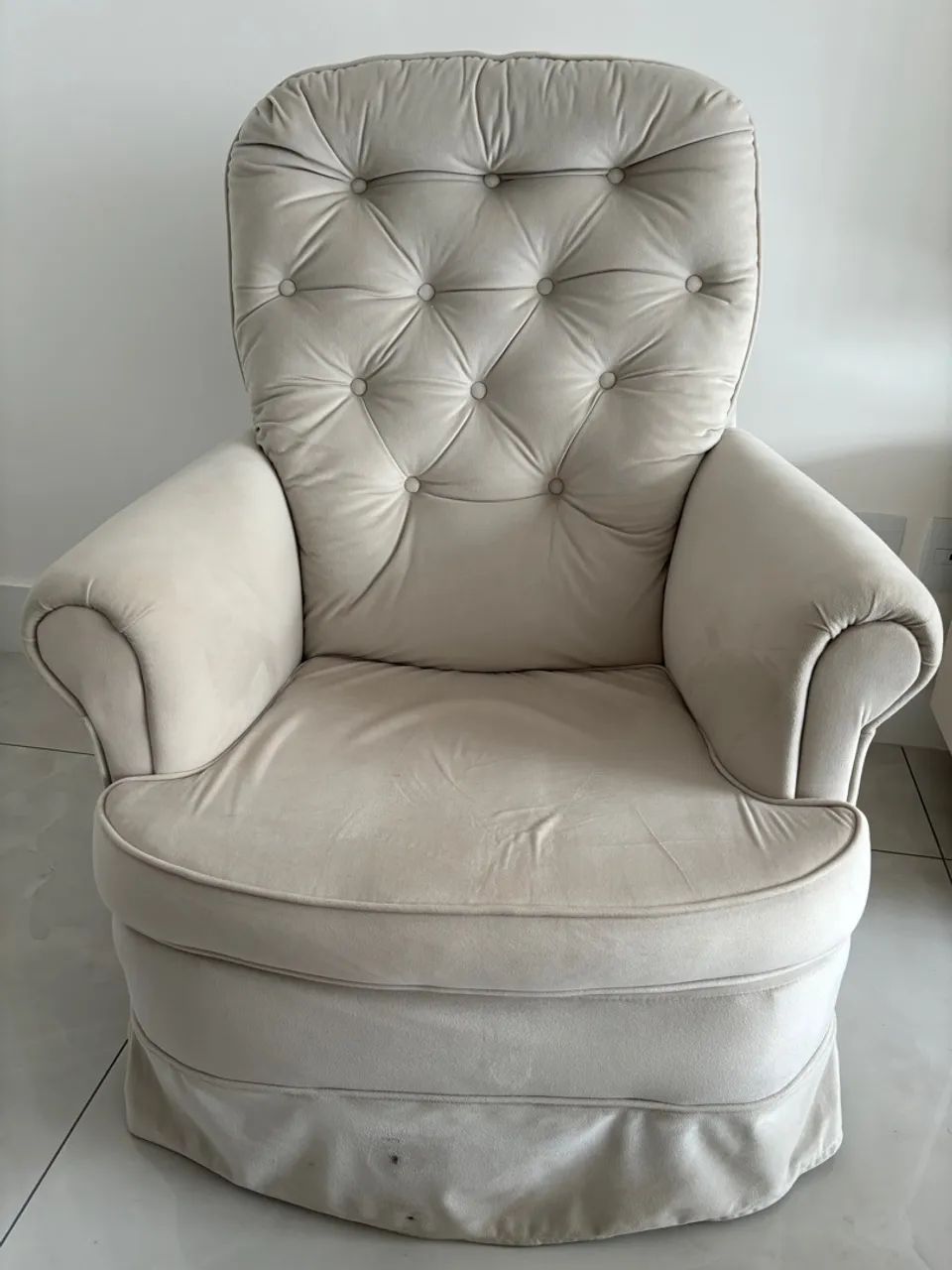 Poltrona de amamentação confortável e elegante