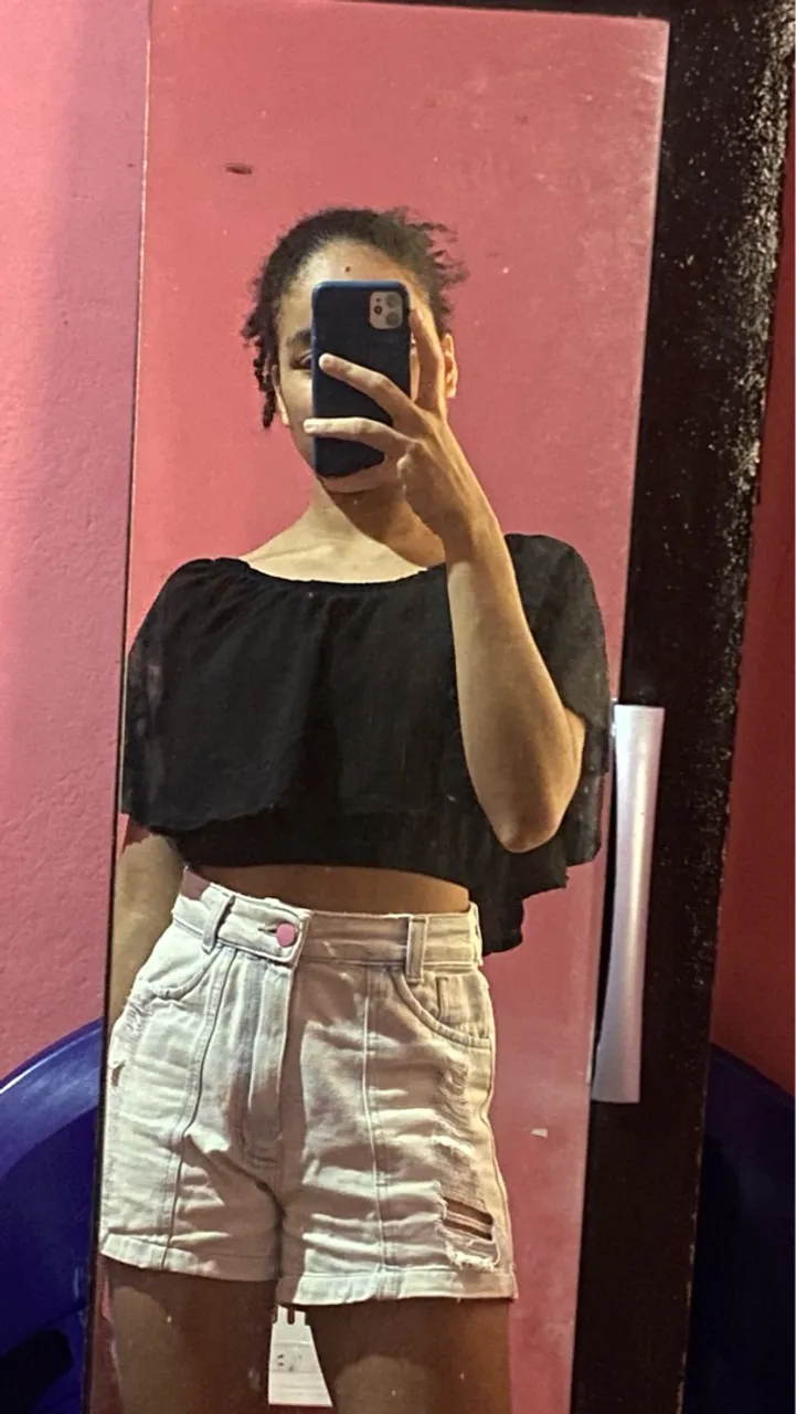 Cropped preto novo