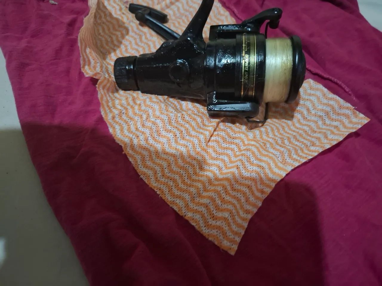 Molinete daiwa daiwa J2050 - Foto 2