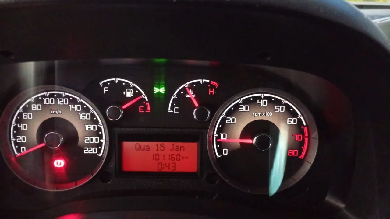 Fiat Doblo Essence 1.8 Flex 16V 5P 2021 - Foto 10