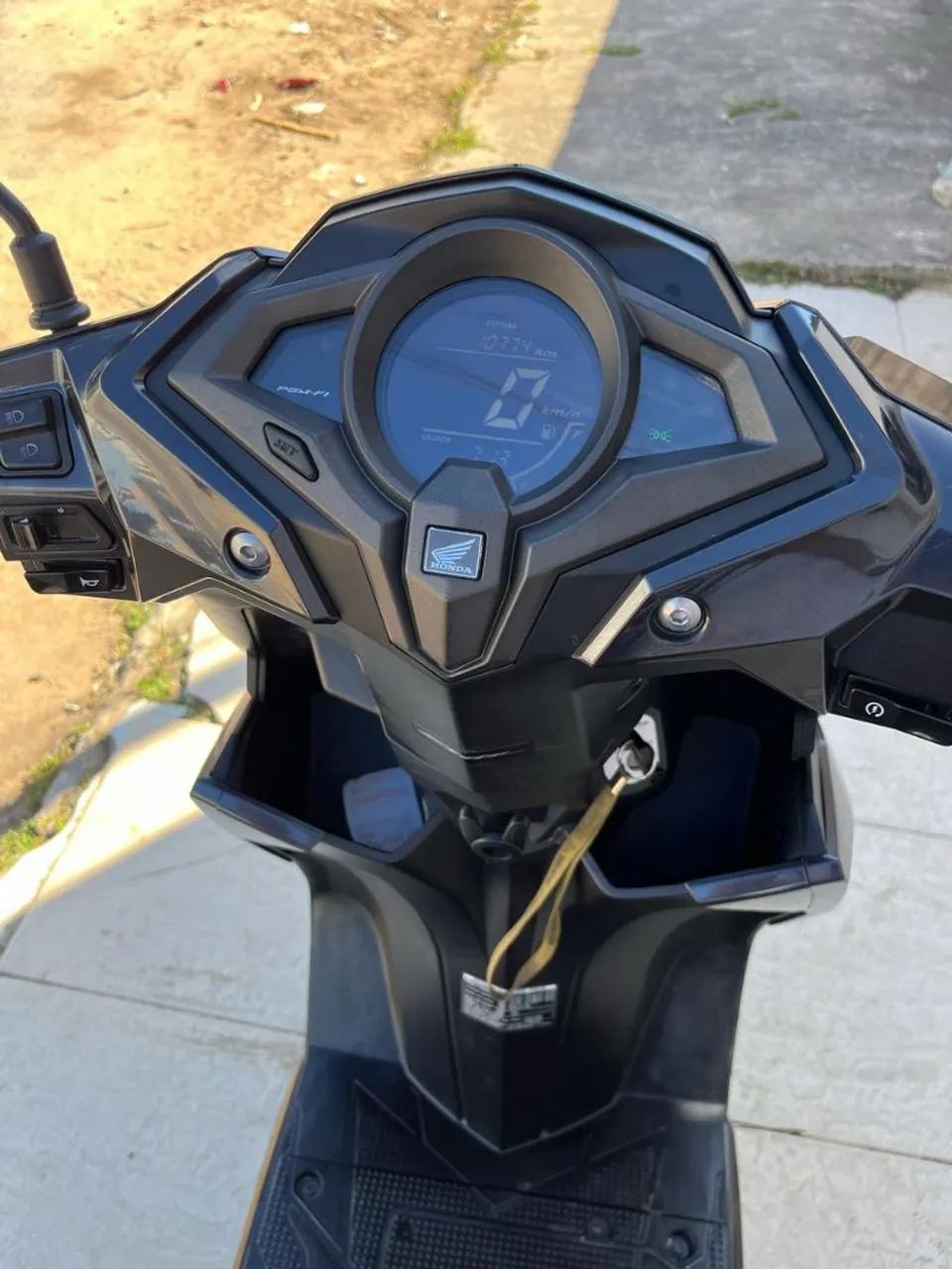 Honda elite 125 moto conservada nada. Pra fazer em dia  - Foto 5