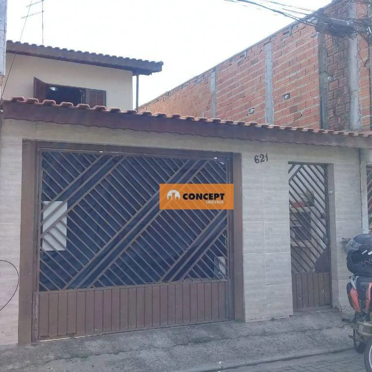 Sobrado com 3 dormitórios à venda, 116 m² por R$ 380.000,00 - Parque Maria Helena - Suzano
