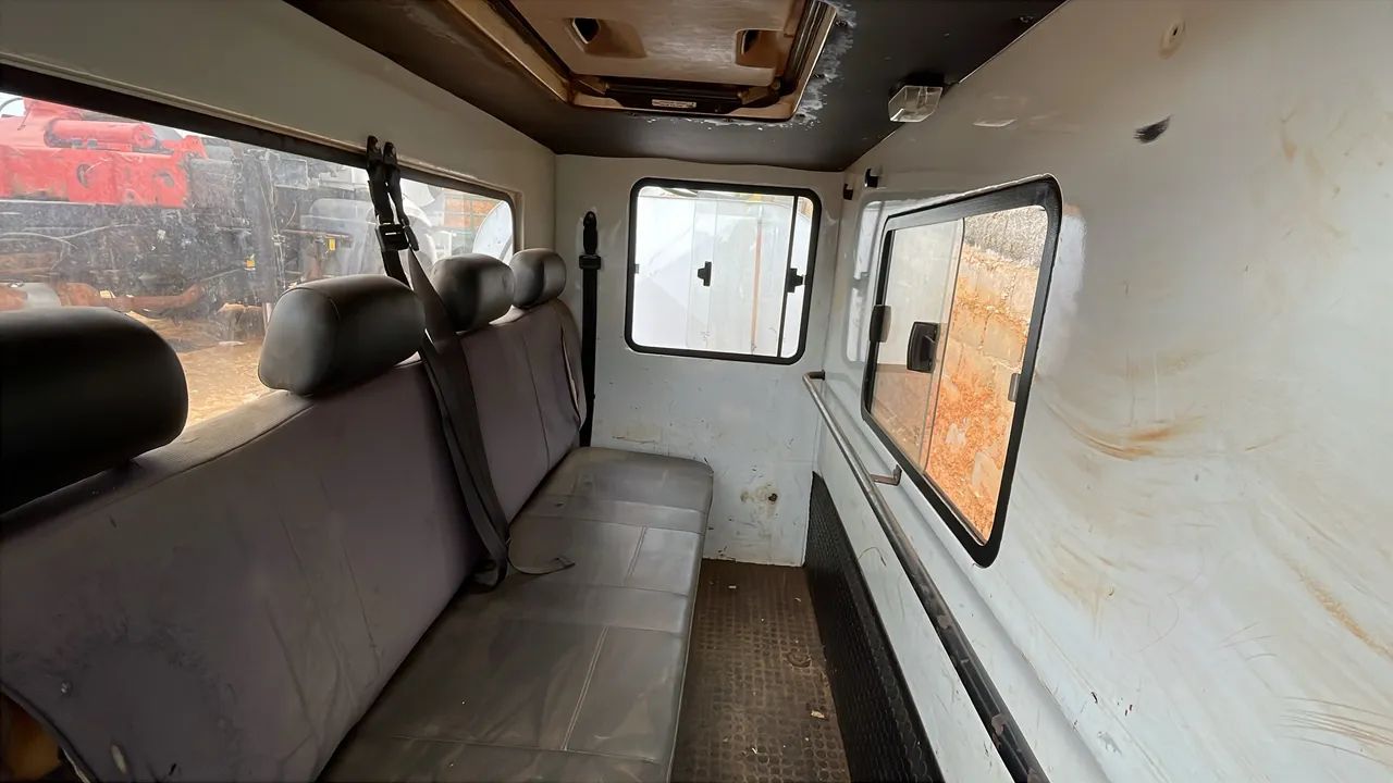 Vendo cabine auxiliar para 6 pessoas  - Foto 6
