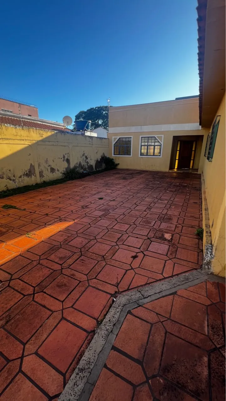 Casa Enorme prox. a Calógeras com possibilidade de escritório