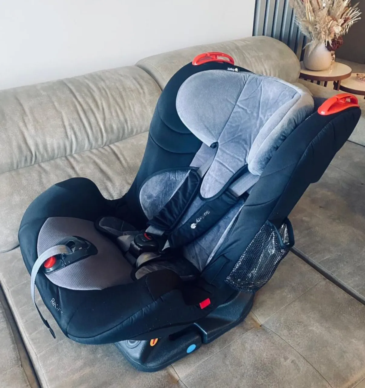 Cadeirinha de carro para bebê - Safety 1st