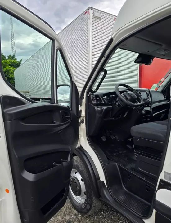 Iveco Baú Seco 2021 - Foto 5