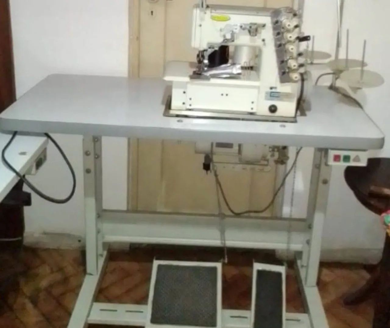 Maquina costura profissional  - Foto 3