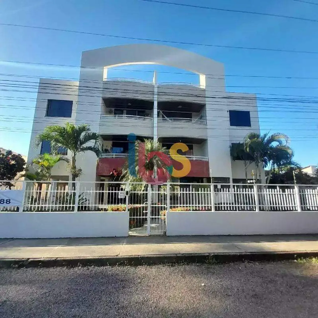 Alugo Cobertura com 3/4 na Zona Sul