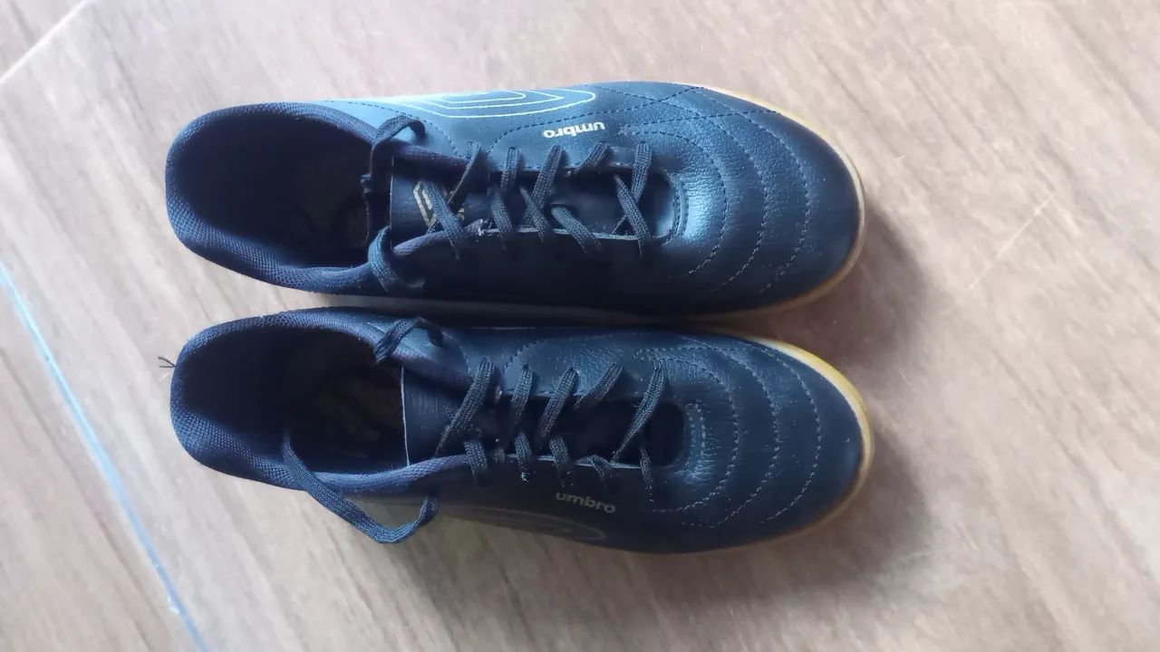 Chuteira da umbro - Foto 2