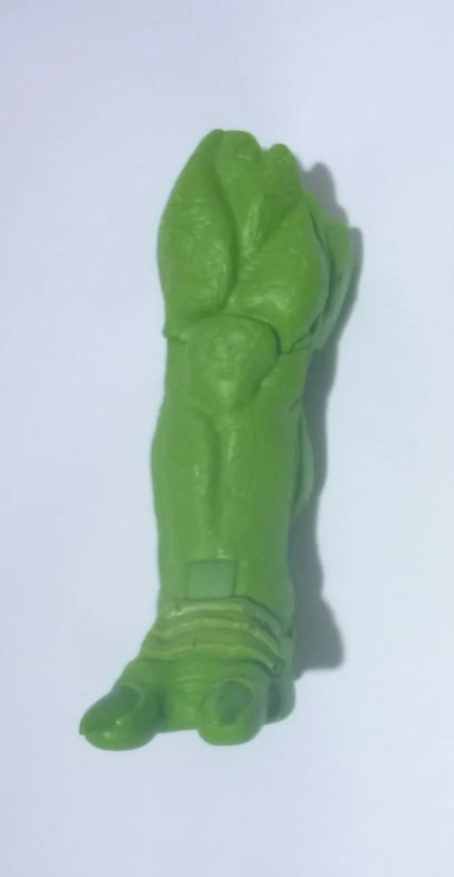 Marvel Legends Peça Baf Perna Direita Chod Hasbro Original (Usado)