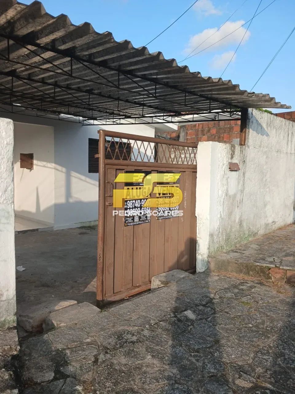 CASA À VENDA E LOCAÇÃO REF: 67
