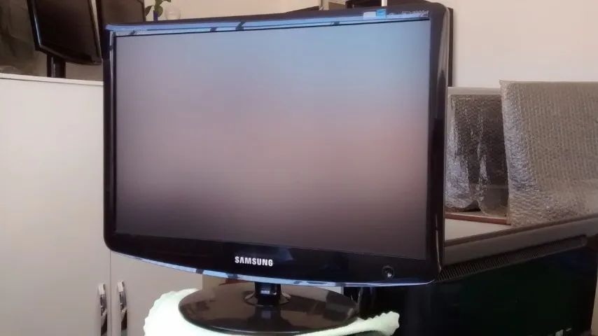 Monitor Lcd 19" Samsung  - Foto 4
