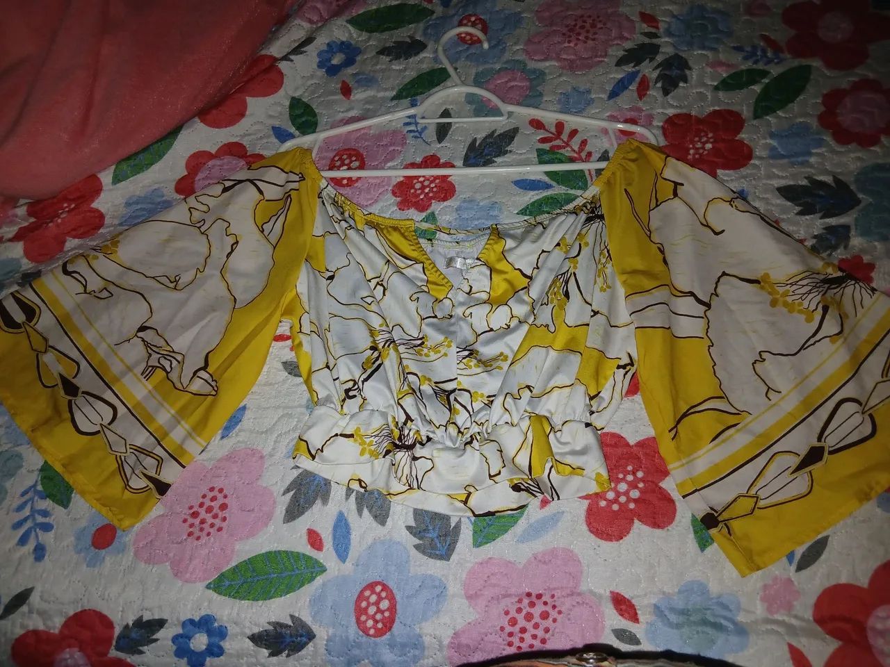 Cropped amarelo e branco da DMY - Foto 2