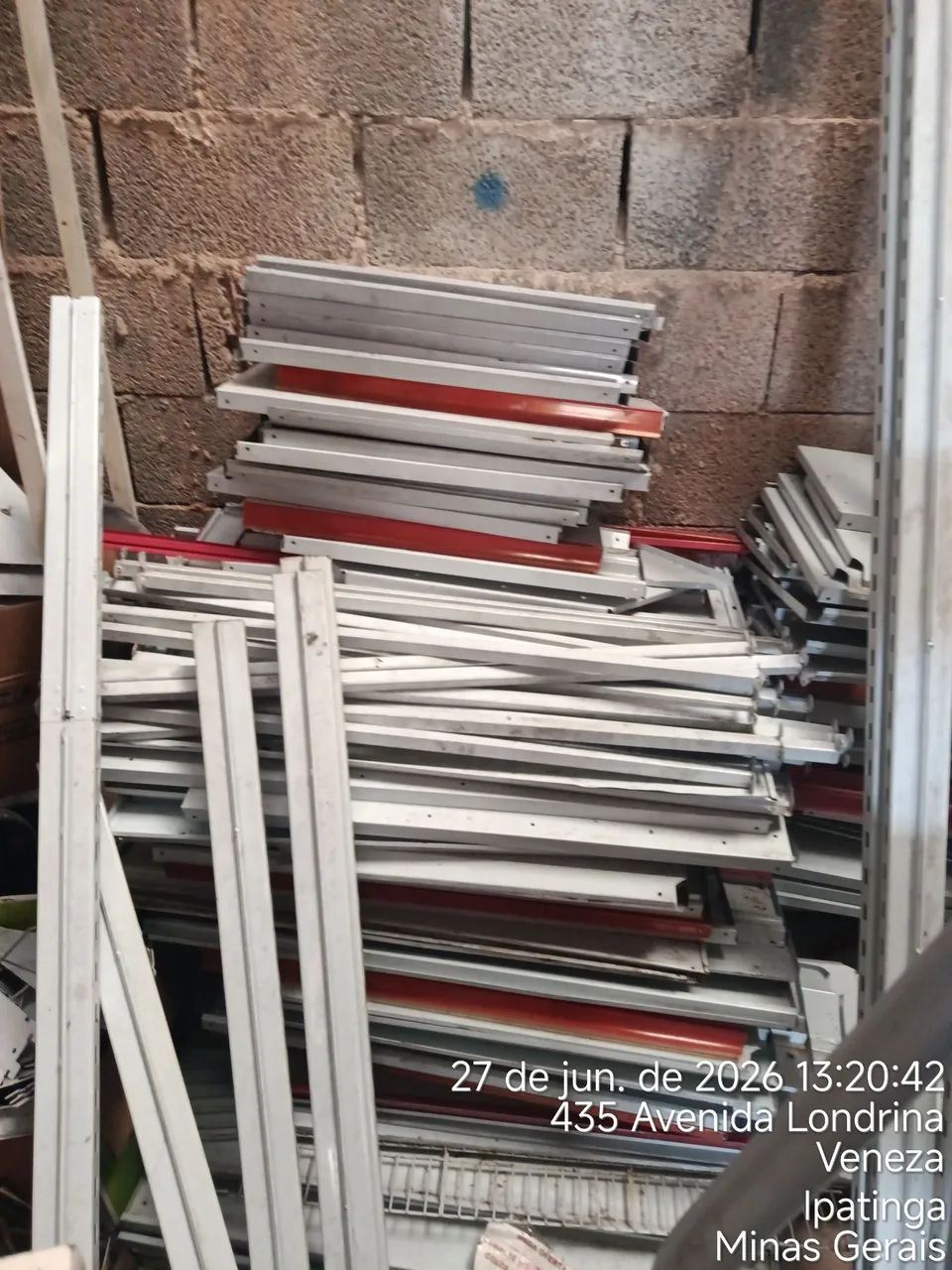 Prateleiras e armários para farmacia  - Foto 4
