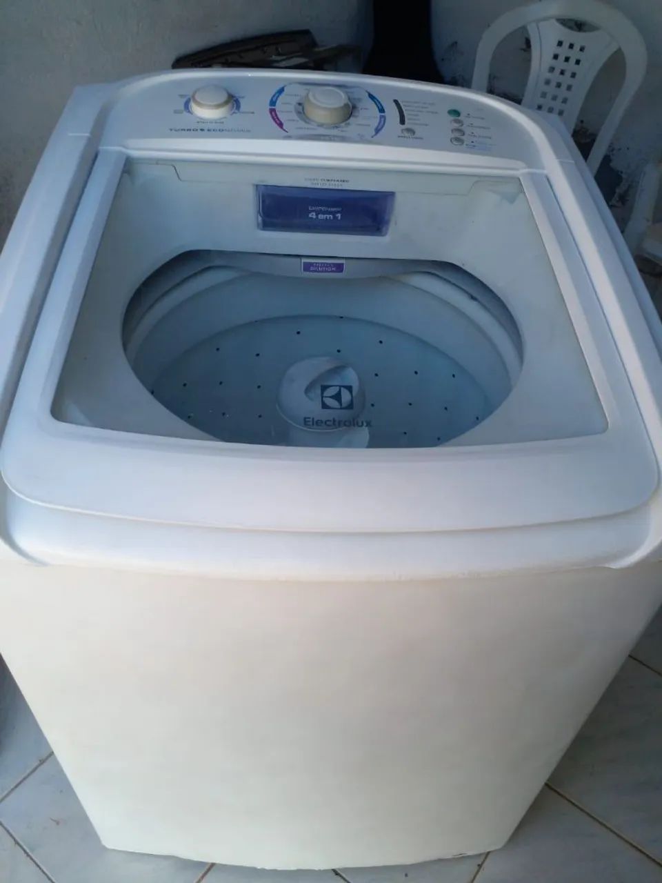 Máquina Eletrolux de 15 kilo
