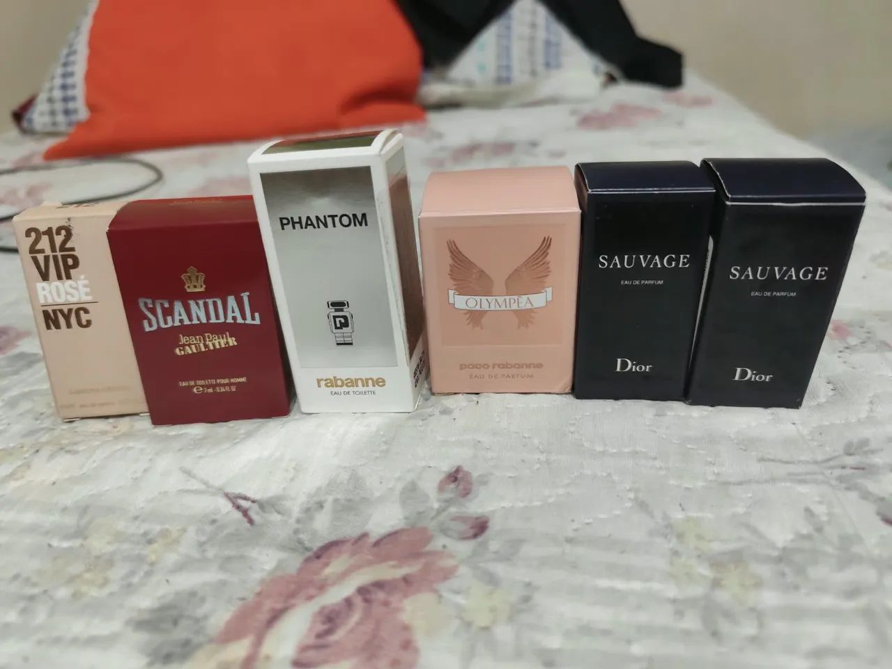 Miniaturas perfume importado  - Foto 3