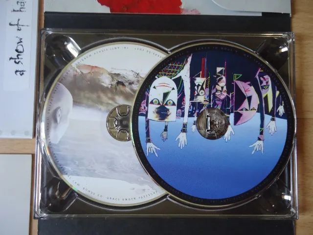 Rush - Replay X3 DVD Digipack + CD Bonus  Raríssimo ( 3 Dvds + 1 CD ) - Foto 4