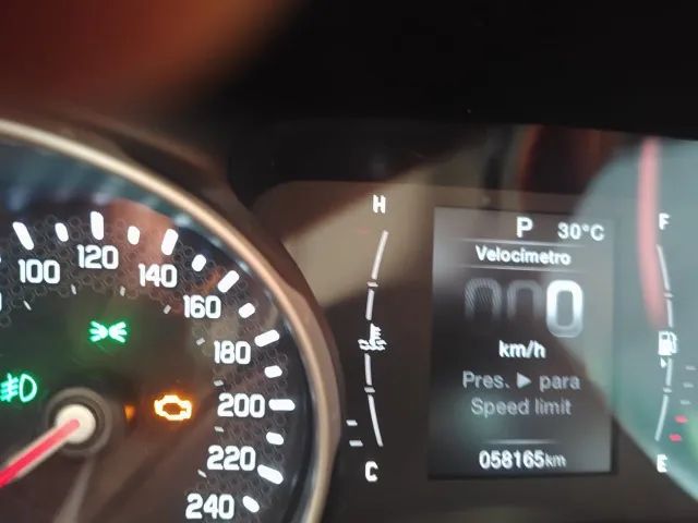 Fiat Toro Opening Edition 1.8 16V Flex Aut. 2017 - Foto 3