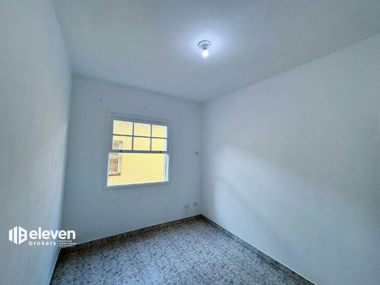 Apartamento para Alugar no Gonzaga | Frente | 2 Dorms | 1 Vaga | R$ 3.000,00 - Foto 4