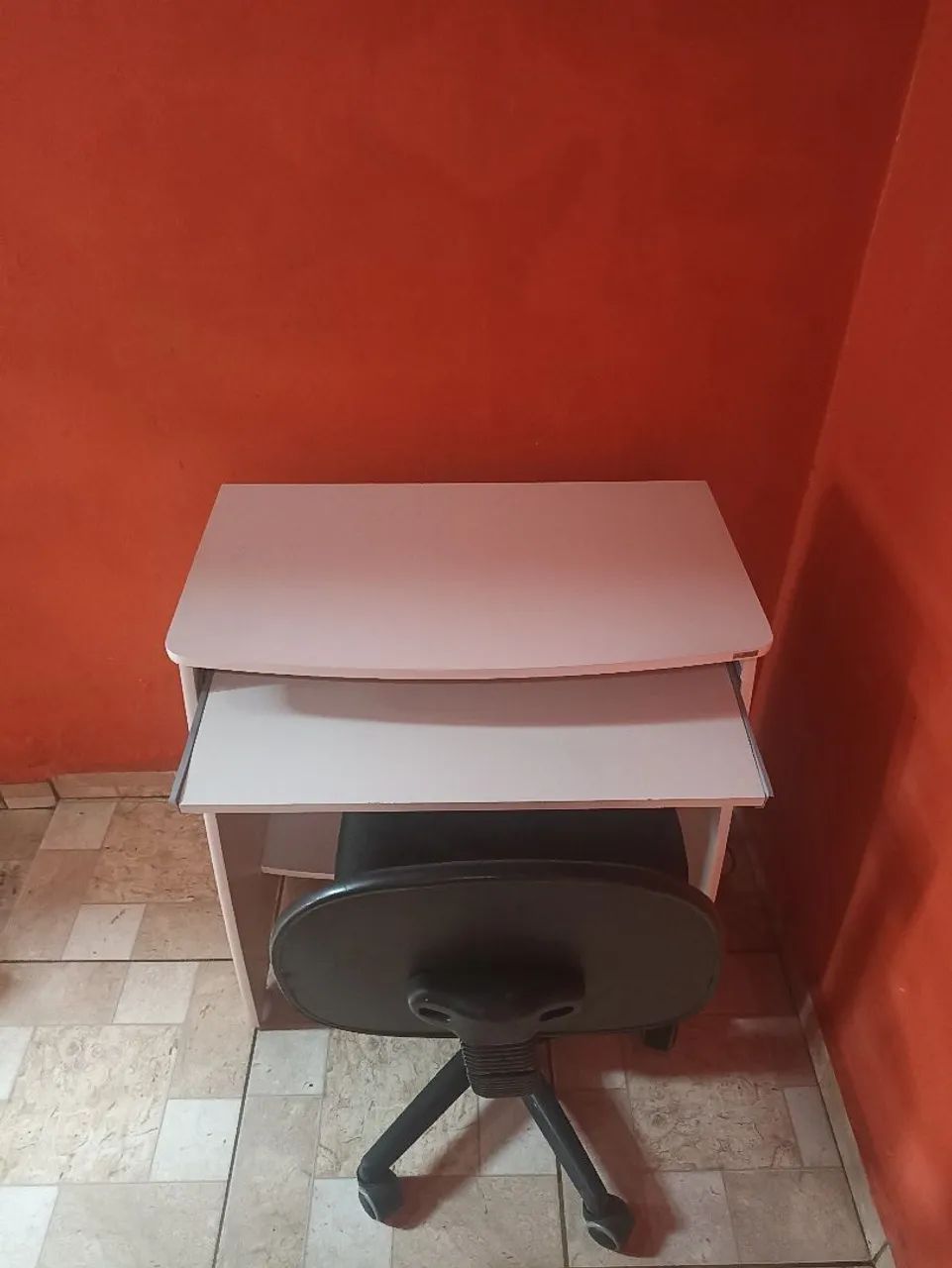 Mesa e cadeira pra computador  - Foto 3