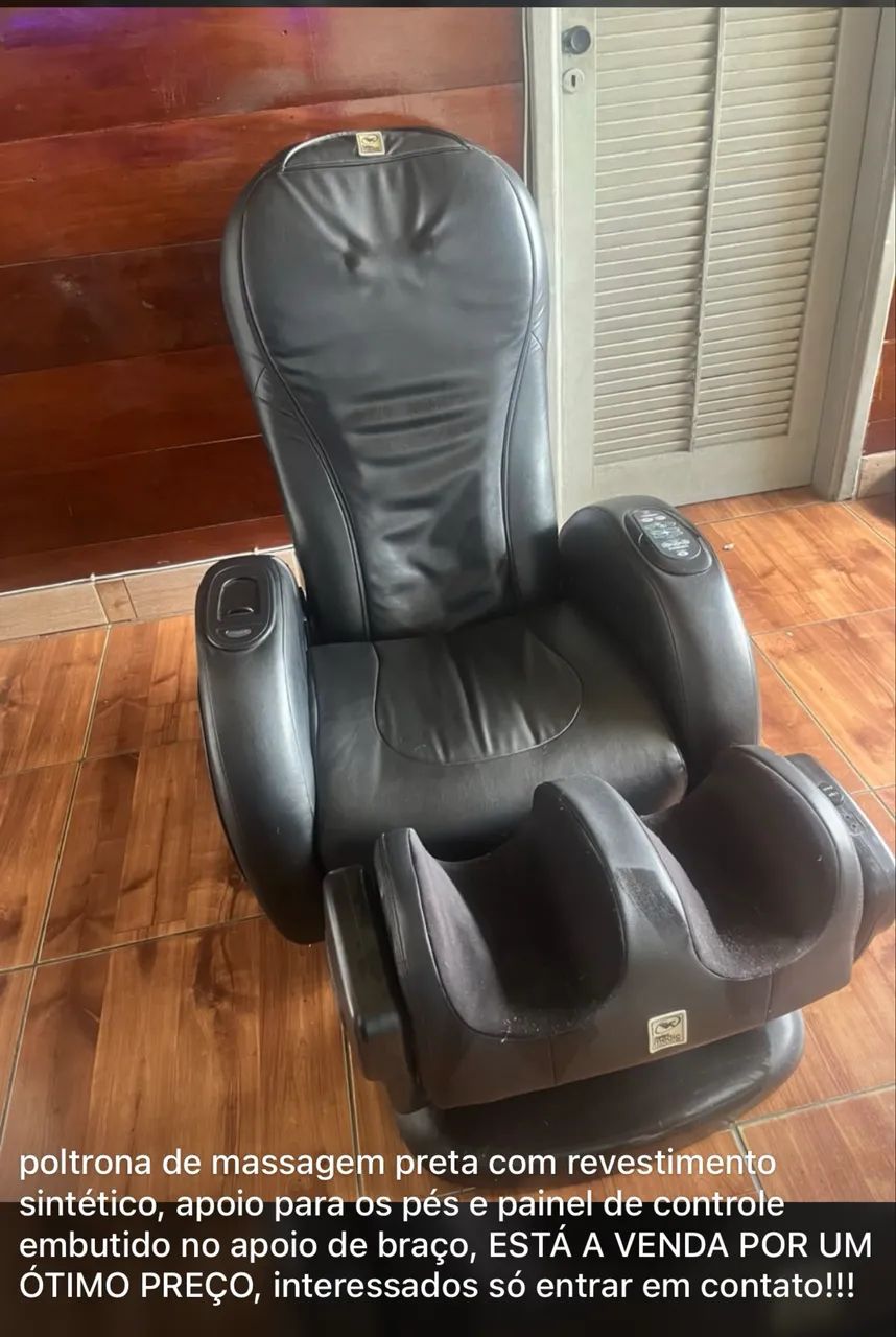 Poltrona de massagem e apoio de pés 