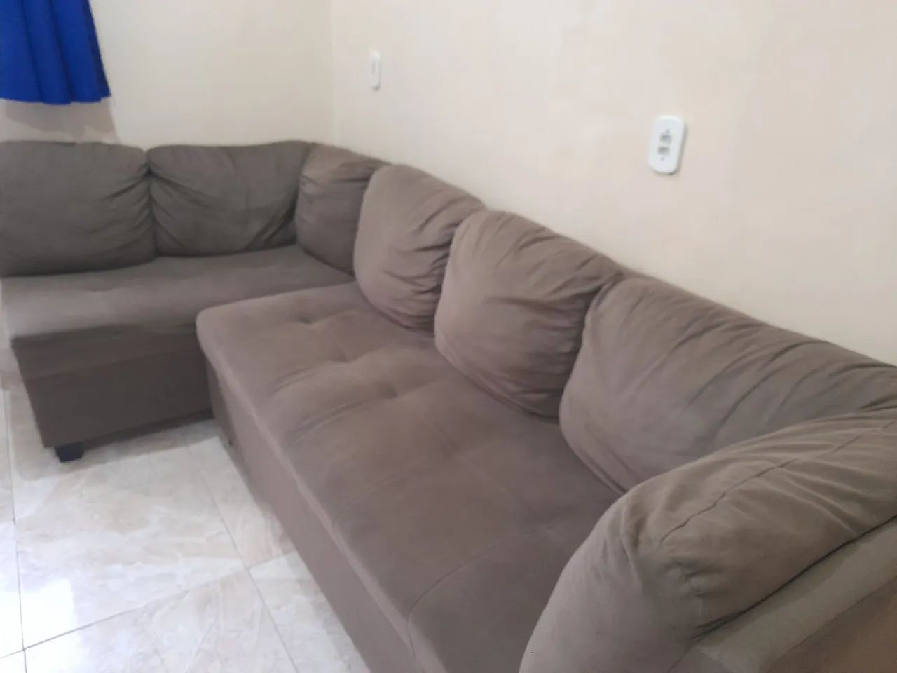 Used Large Sofa419420960143462403