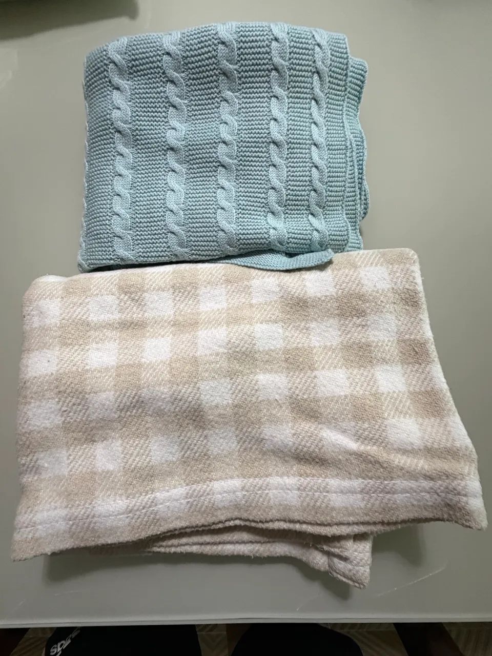 Duas mantas para bebê 